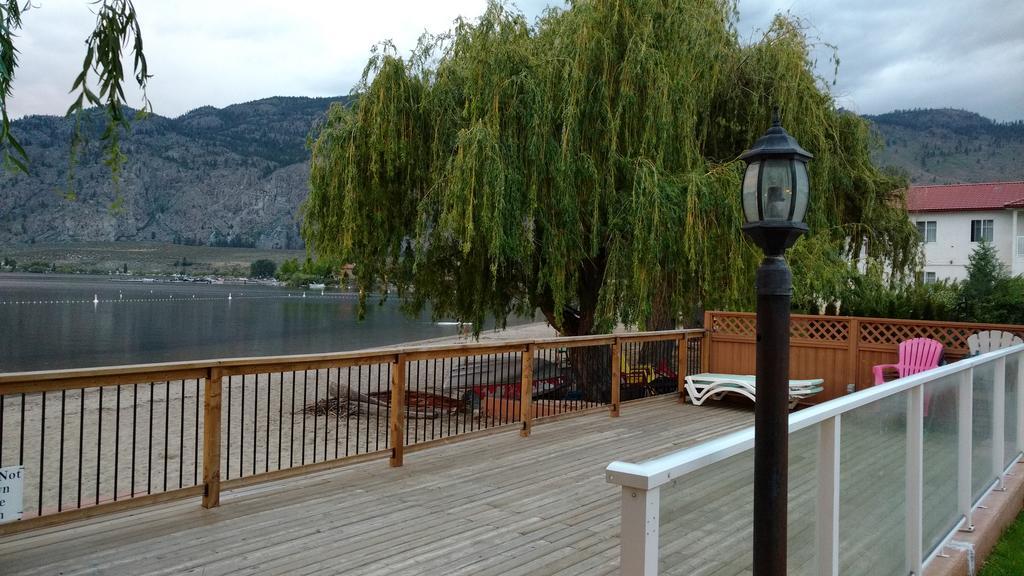 Bella Villa Resort Motel Osoyoos Esterno foto